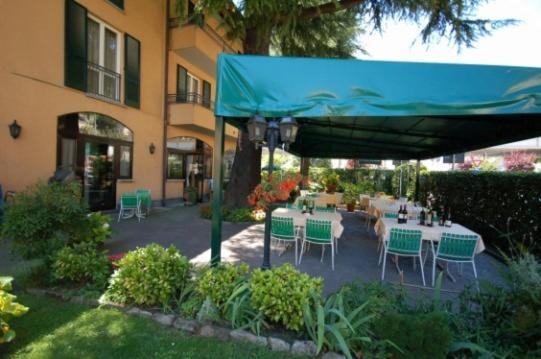 Albergo Ponte Vecchio Cernobbio Rom bilde